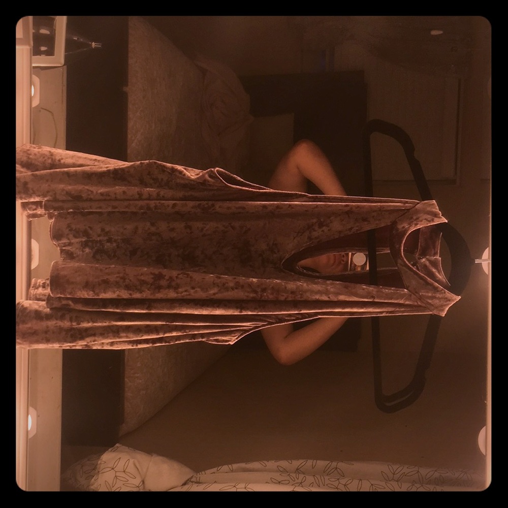 A cute velvet shirt